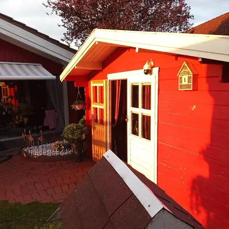 Rotes Im Charmanten Schwedenhausviertel * Haselünne