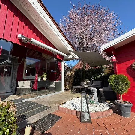 Rotes Im Charmanten Schwedenhausviertel Appartement Haselünne