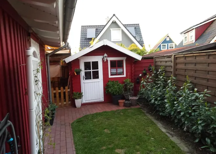 Rotes Im Charmanten Schwedenhausviertel Appartement