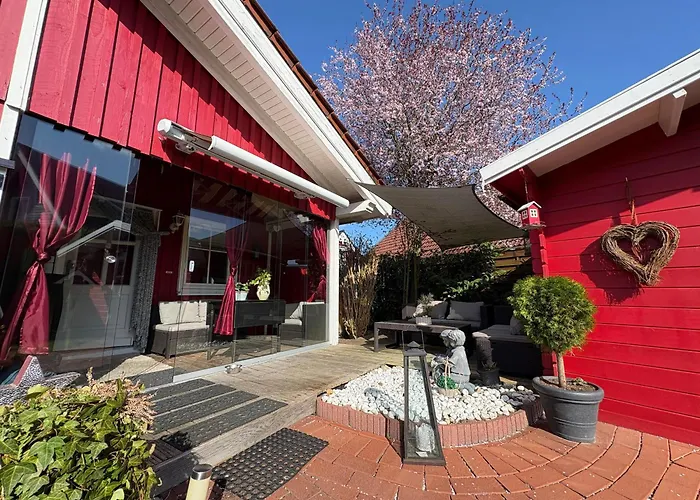 Rotes Im Charmanten Schwedenhausviertel Appartement Haselünne