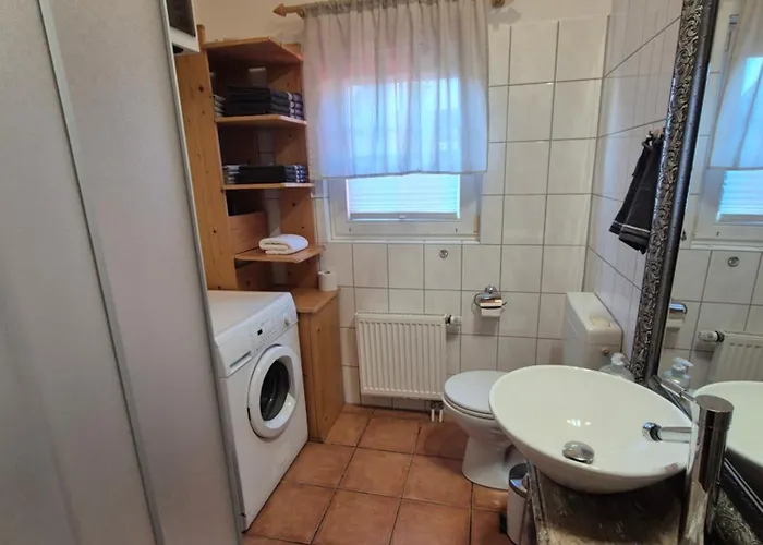 Rotes Im Charmanten Schwedenhausviertel 公寓 *